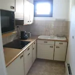 Nest Apartment *